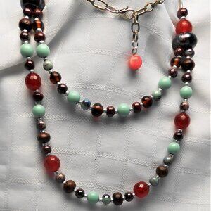 No693 Handmade necklace, bracelet & earrings with polished stones & glass beads